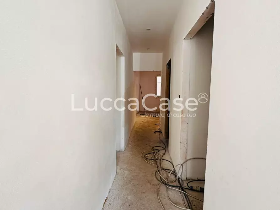 Immagine 8 di Appartamento in vendita  a Capannori