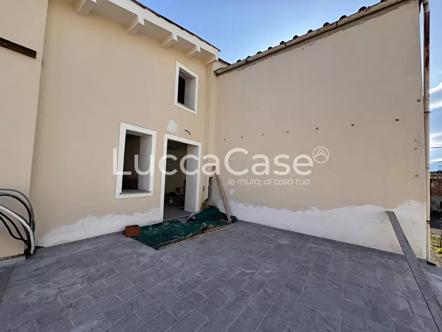 Immagine 13 di Appartamento in vendita  a Capannori