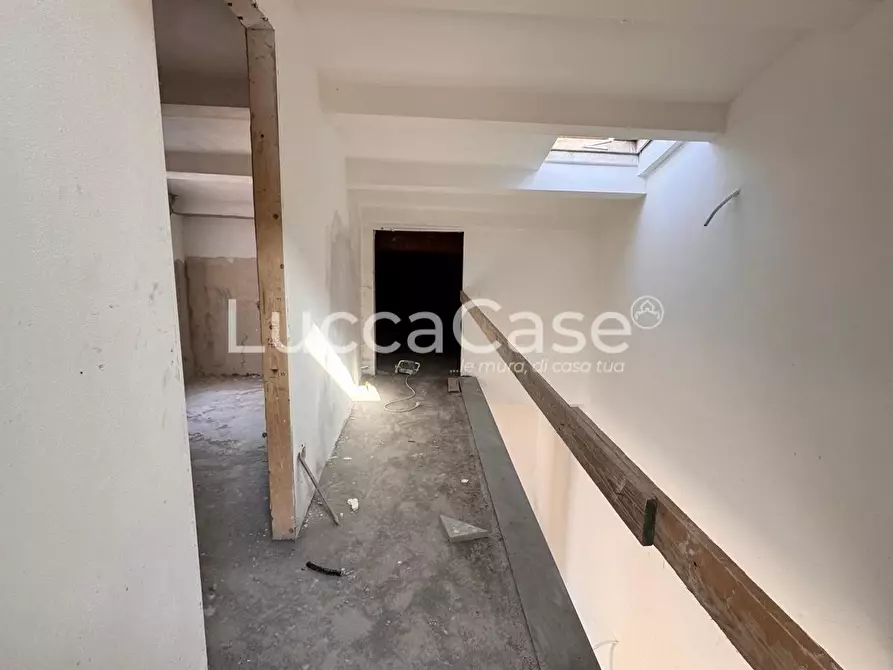 Immagine 14 di Appartamento in vendita  a Capannori