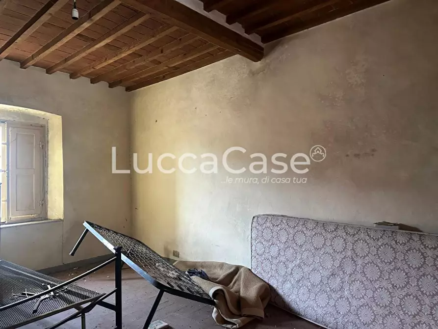 Immagine 15 di Terratetto in vendita  a Borgo A Mozzano