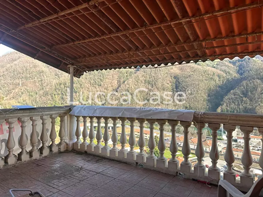 Immagine 18 di Terratetto in vendita  a Borgo A Mozzano