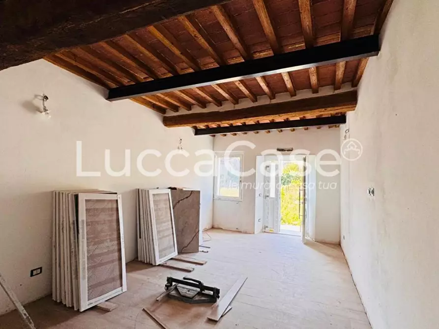 Immagine 1 di Terratetto in vendita  a Capannori
