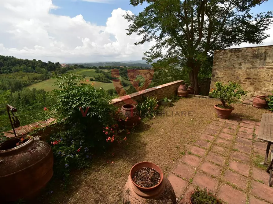 Immagine 2 di Terratetto in vendita  a Poggibonsi