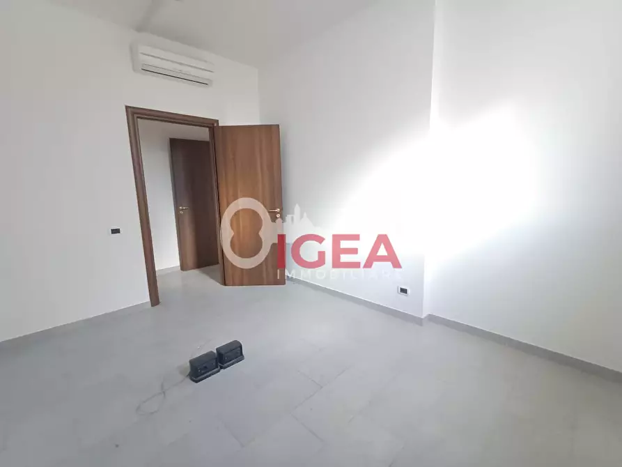 Immagine 21 di Ufficio in vendita  a Poggibonsi