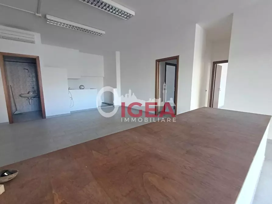Immagine 2 di Ufficio in vendita  a Poggibonsi