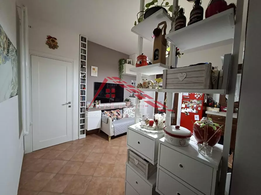 Immagine 30 di Appartamento in vendita  a Collesalvetti