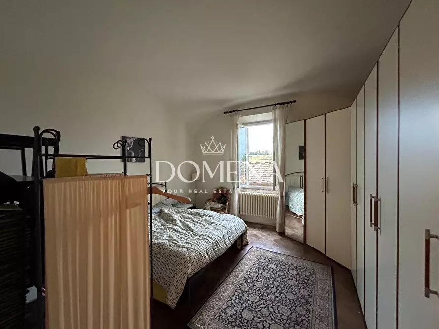 Immagine 18 di Appartamento in vendita  a Siena