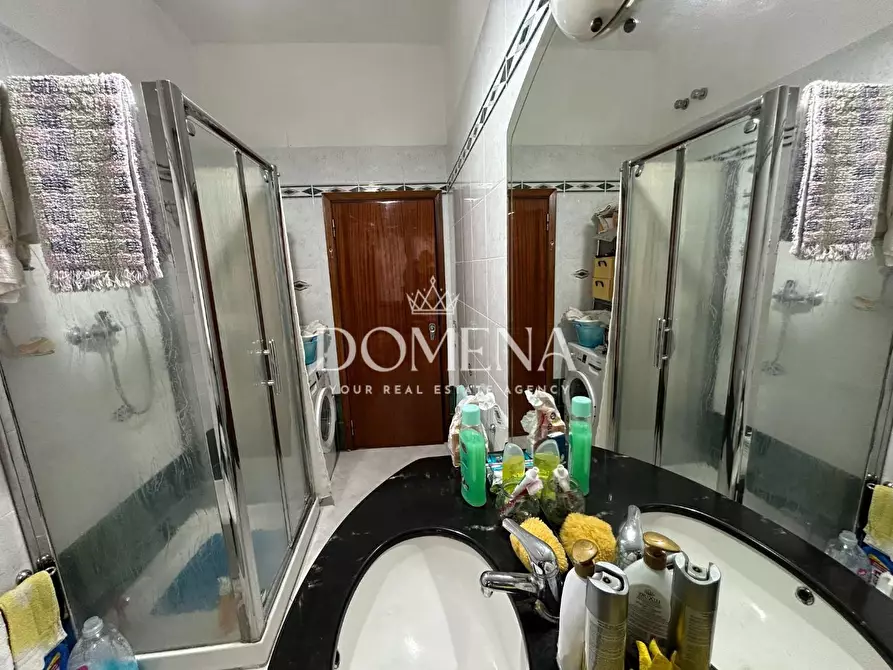 Immagine 25 di Appartamento in vendita  a Siena