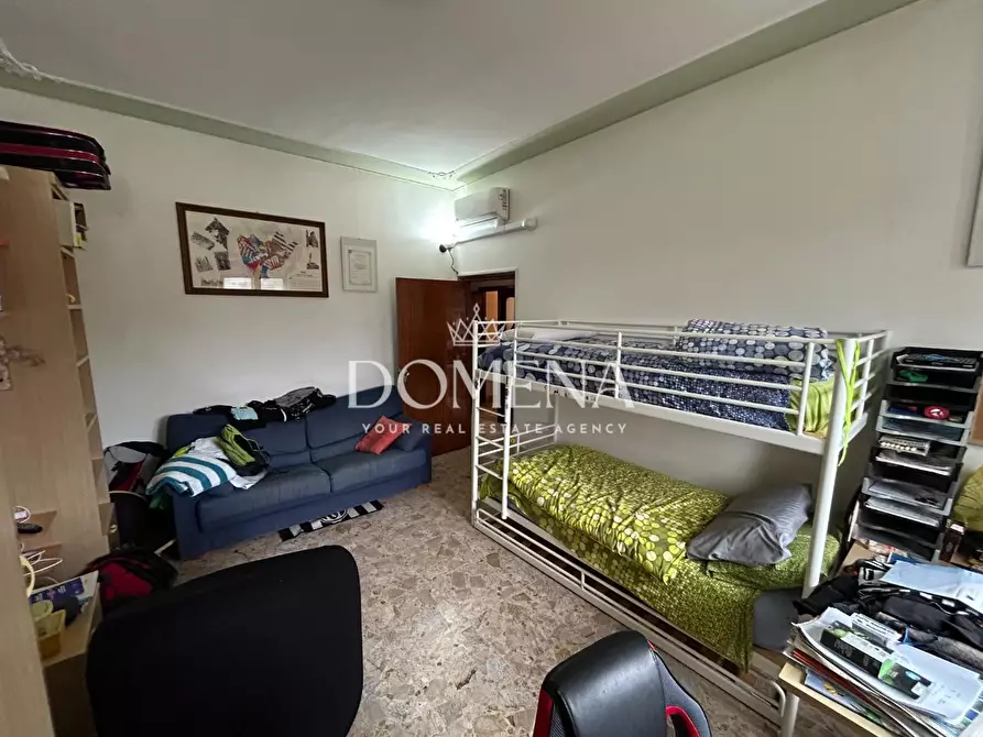 Immagine 18 di Appartamento in vendita  a Siena