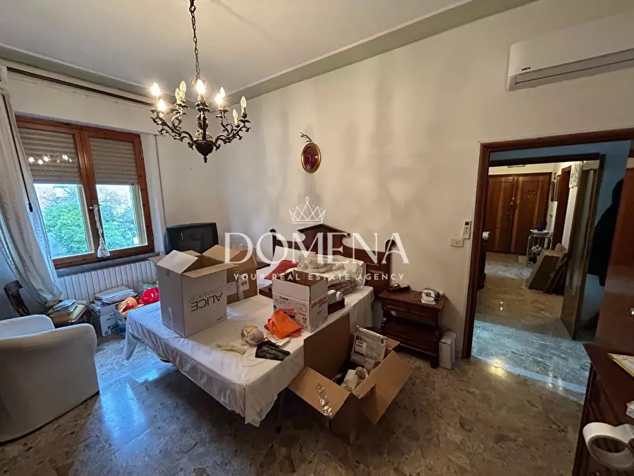 Immagine 13 di Appartamento in vendita  a Siena