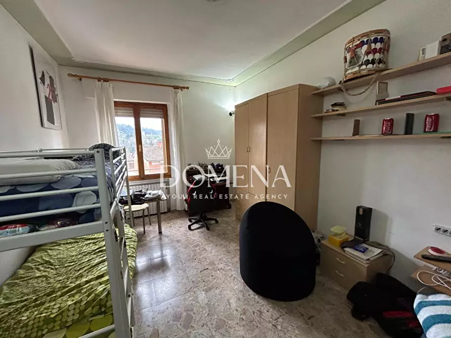 Immagine 19 di Appartamento in vendita  a Siena