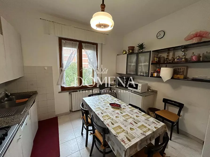 Immagine 7 di Appartamento in vendita  a Siena