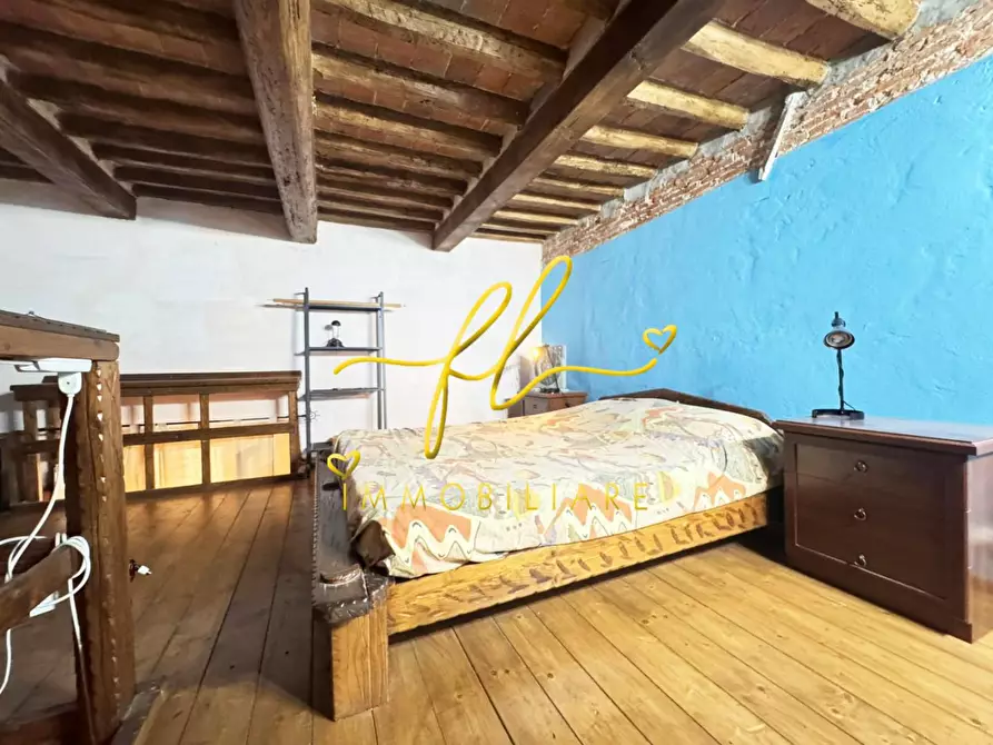 Immagine 11 di Appartamento in vendita  a Livorno