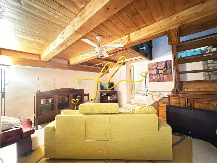 Immagine 9 di Appartamento in vendita  a Livorno