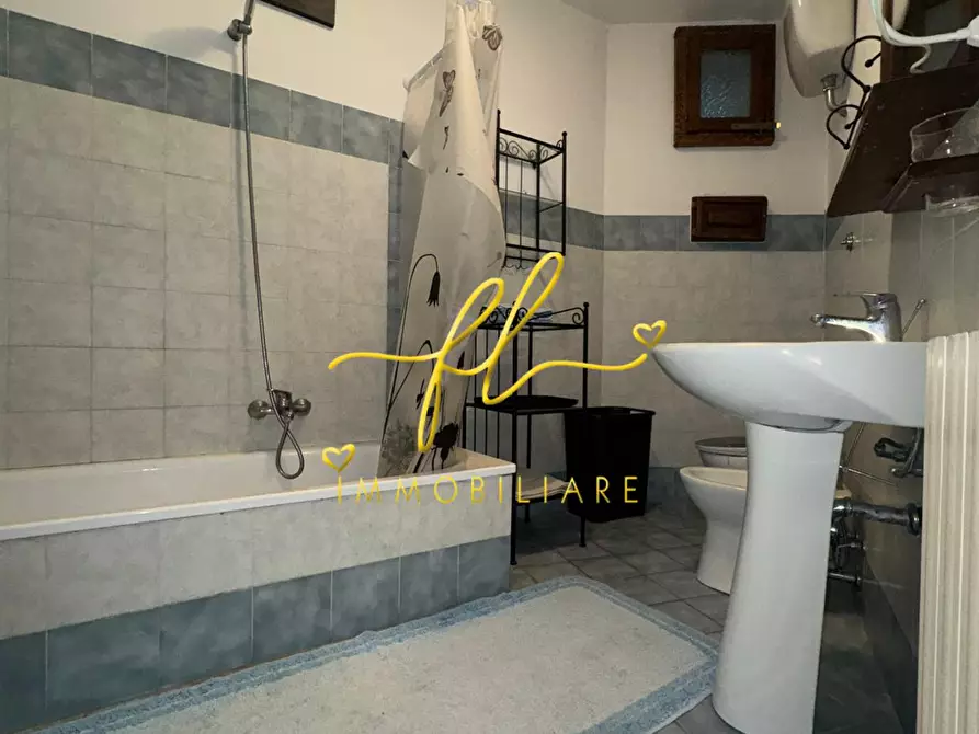 Immagine 15 di Appartamento in vendita  a Livorno