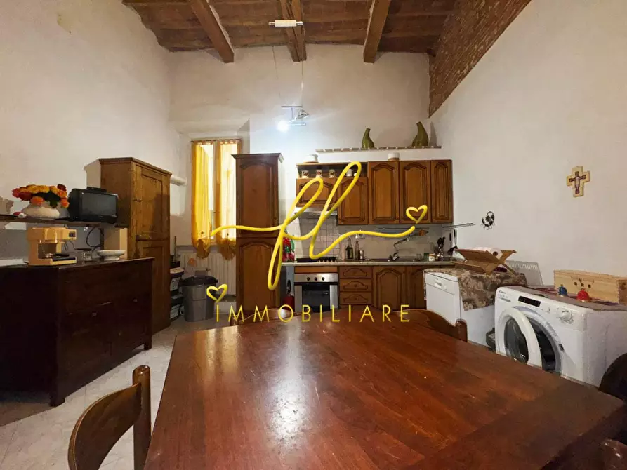 Immagine 5 di Appartamento in vendita  a Livorno