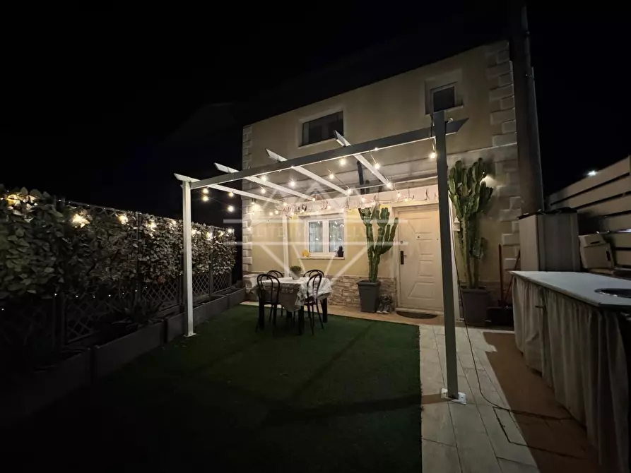 Immagine 12 di Casa indipendente in vendita  a Massa