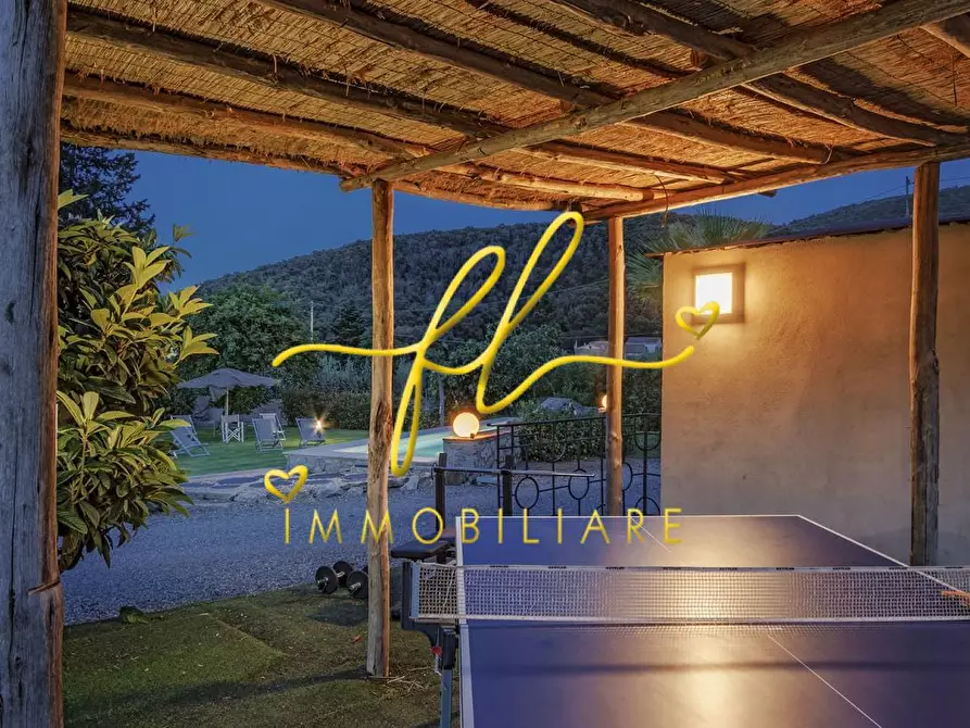 Immagine 45 di Villa in vendita  a Rio