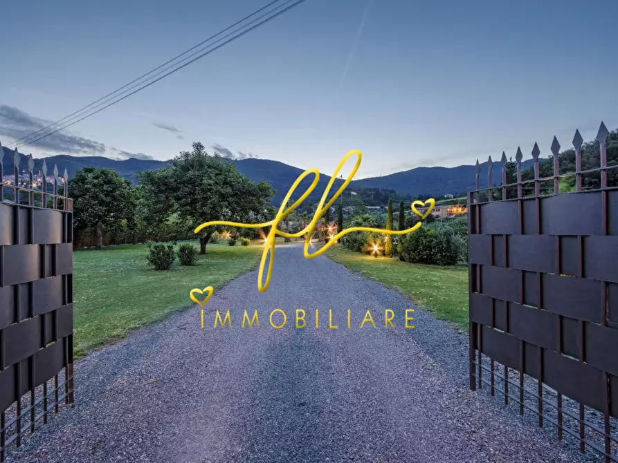 Immagine 46 di Villa in vendita  a Rio