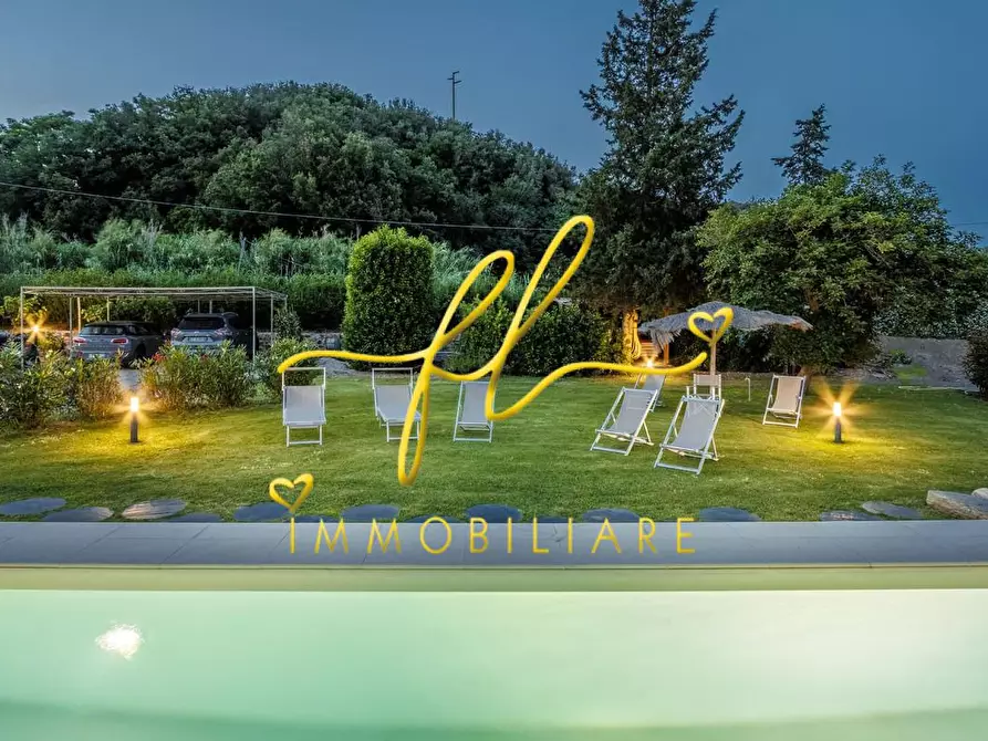 Immagine 44 di Villa in vendita  a Rio