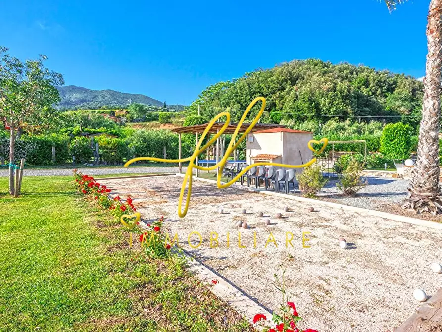 Immagine 9 di Villa in vendita  a Rio