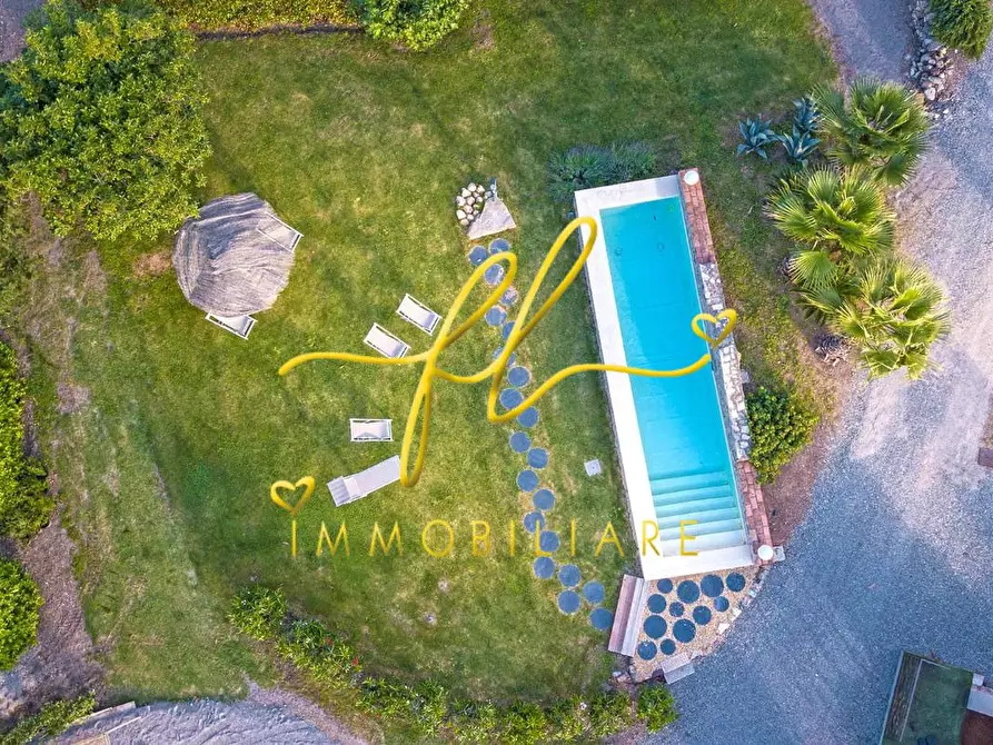 Immagine 5 di Villa in vendita  a Rio