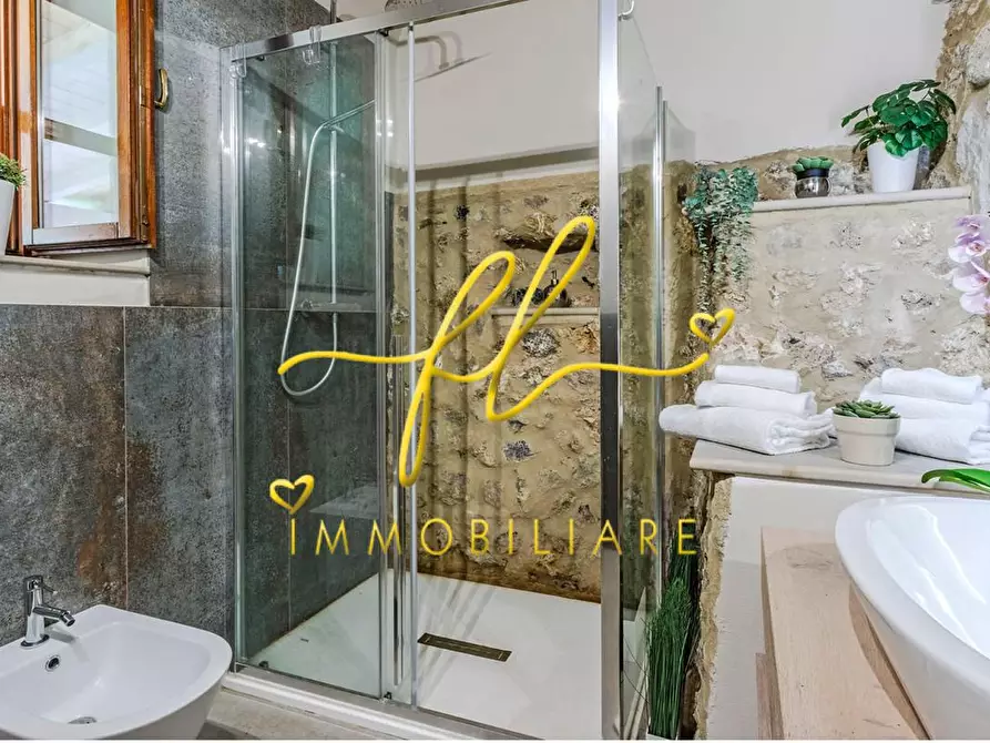 Immagine 74 di Villa in vendita  a Rio