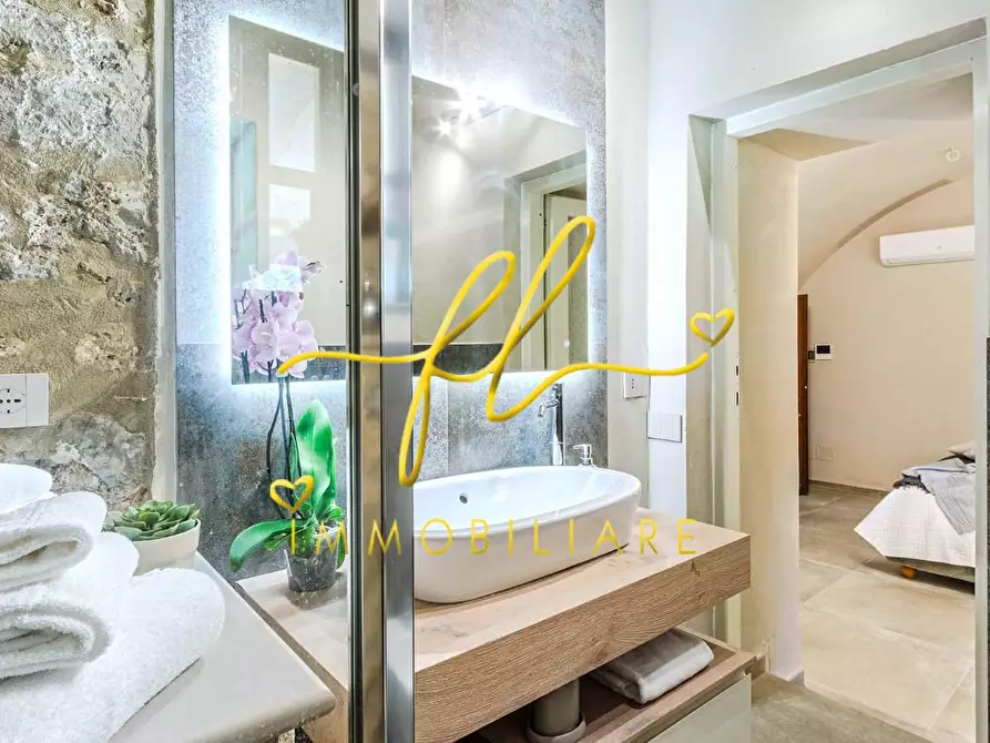 Immagine 75 di Villa in vendita  a Rio