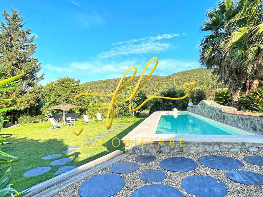 Immagine 25 di Villa in vendita  a Rio