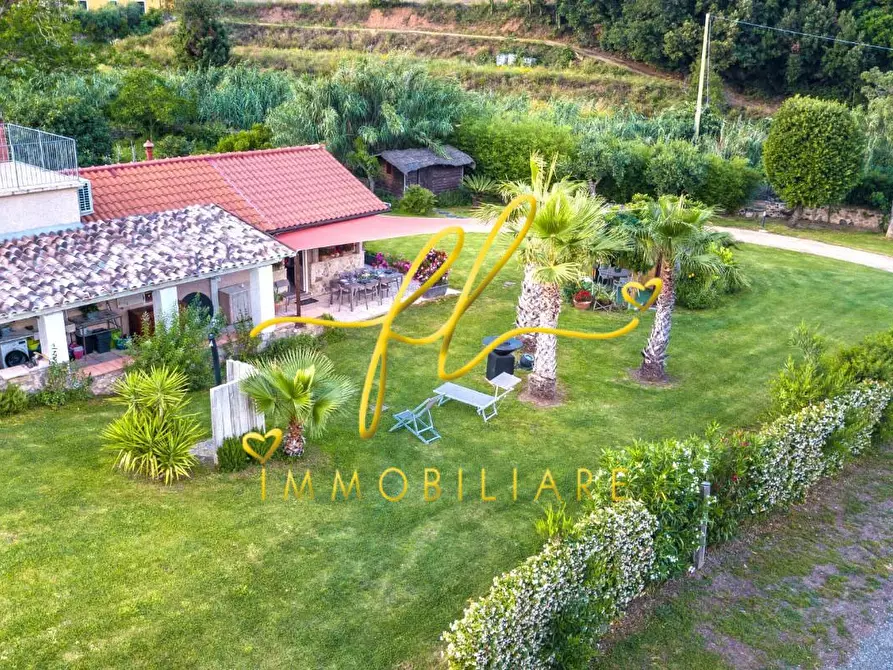 Immagine 2 di Villa in vendita  a Rio