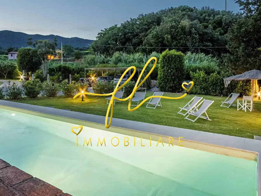 Immagine 43 di Villa in vendita  a Rio