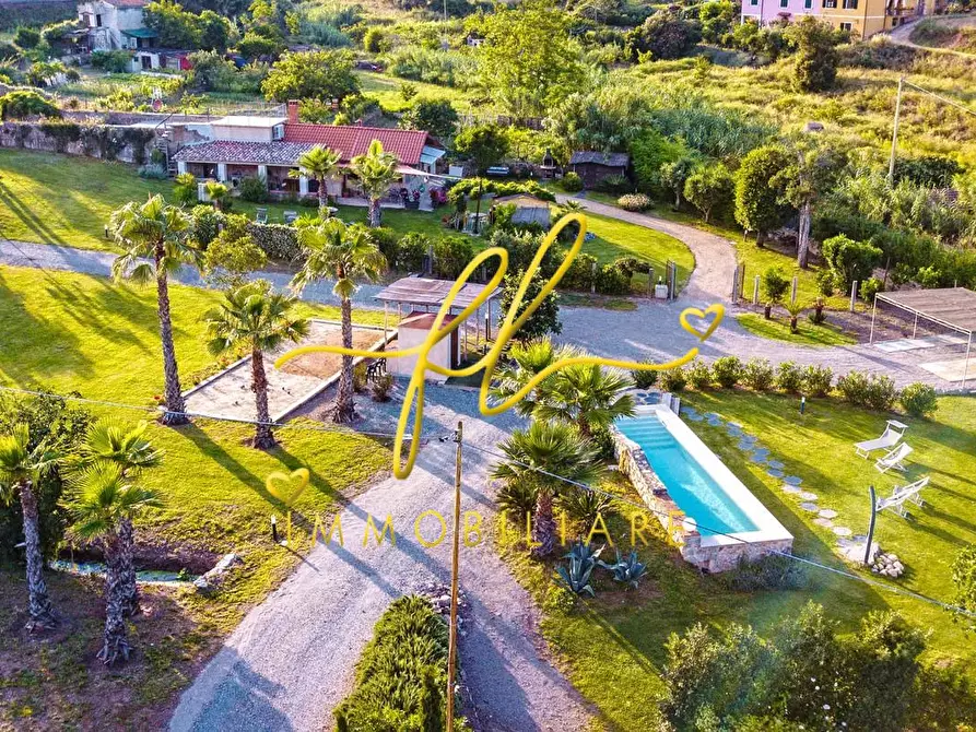 Immagine 3 di Villa in vendita  a Rio