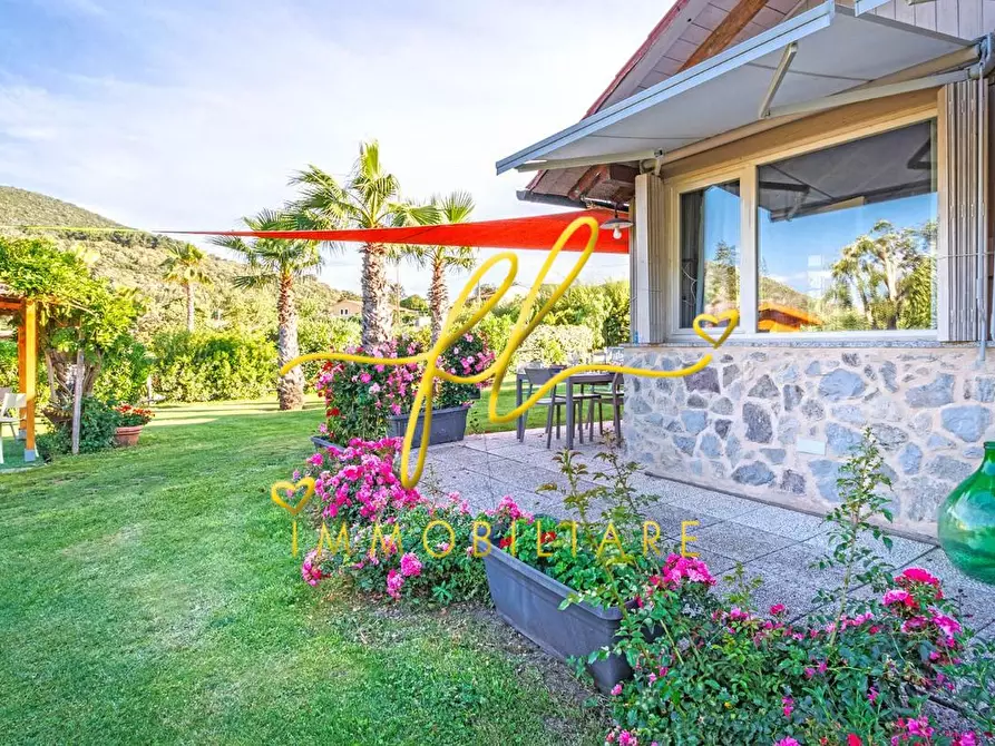 Immagine 52 di Villa in vendita  a Rio