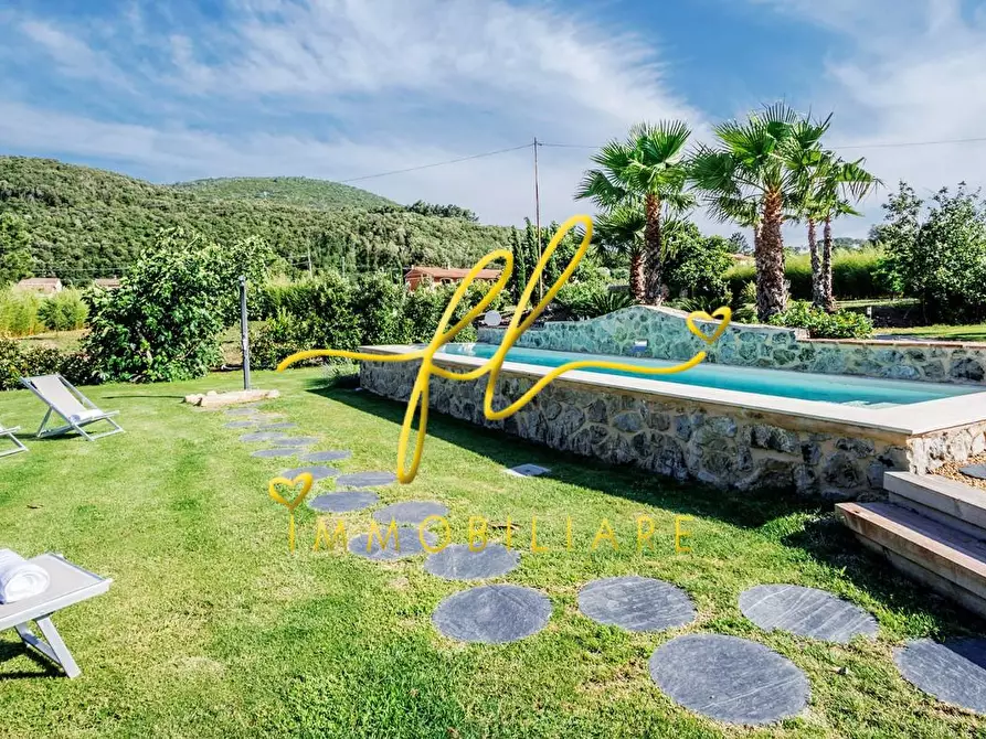 Immagine 19 di Villa in vendita  a Rio