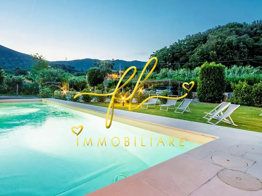 Immagine 42 di Villa in vendita  a Rio