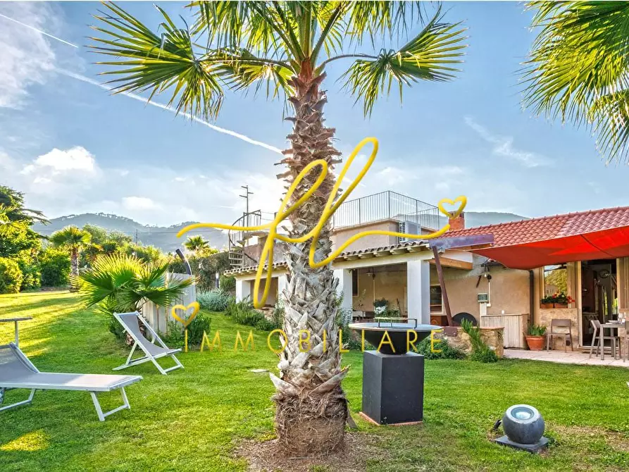 Immagine 58 di Villa in vendita  a Rio