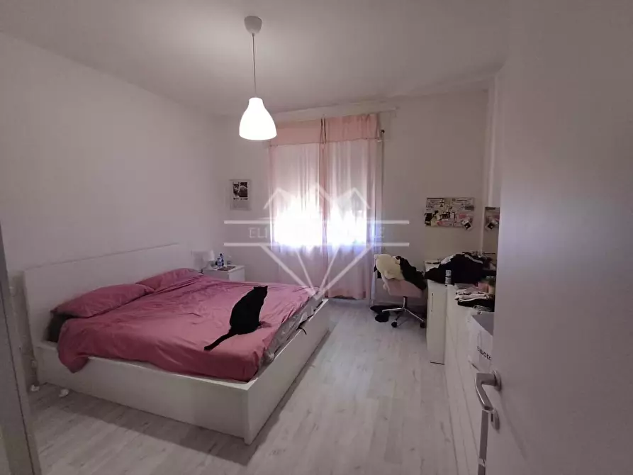 Immagine 10 di Porzione di casa in vendita  a Carrara