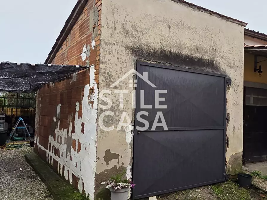 Immagine 2 di Terratetto in vendita  a Pescia