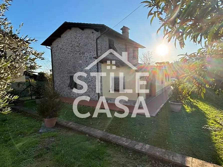 Immagine 16 di Casa indipendente in vendita  a Capannori