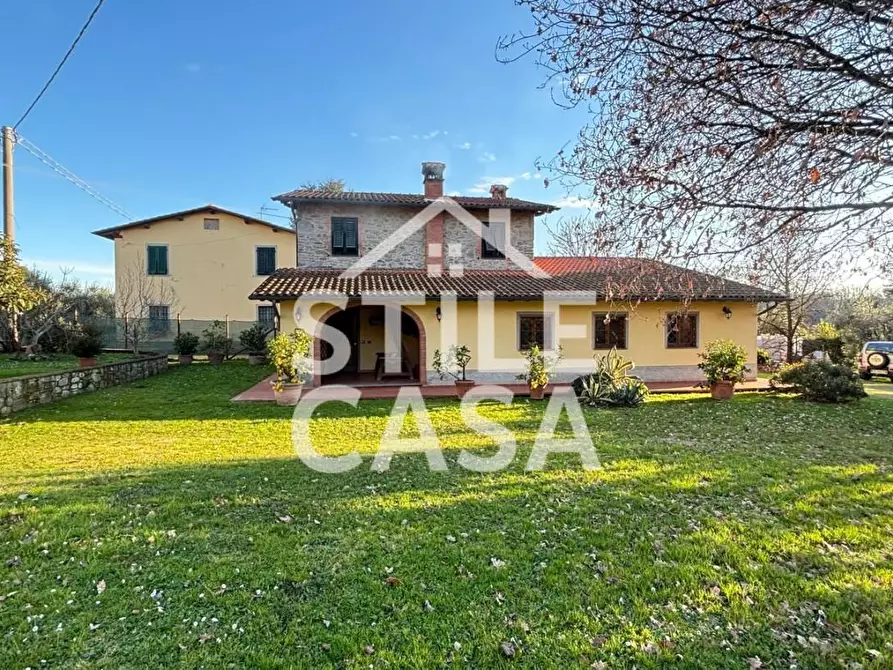 Immagine 1 di Casa indipendente in vendita  a Capannori