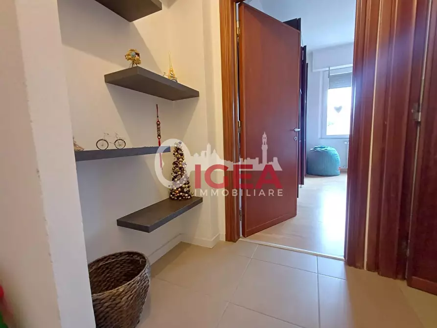 Immagine 27 di Appartamento in vendita  a Siena