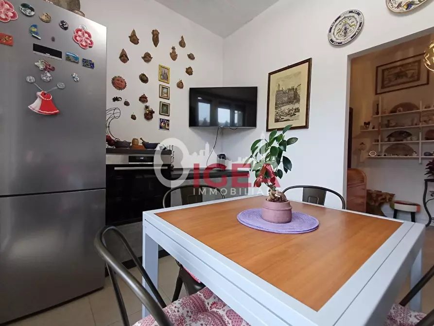 Immagine 6 di Appartamento in vendita  a Siena