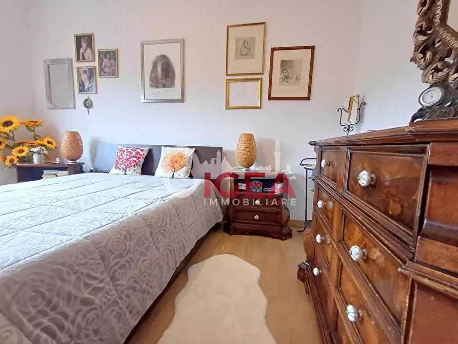 Immagine 26 di Appartamento in vendita  a Siena