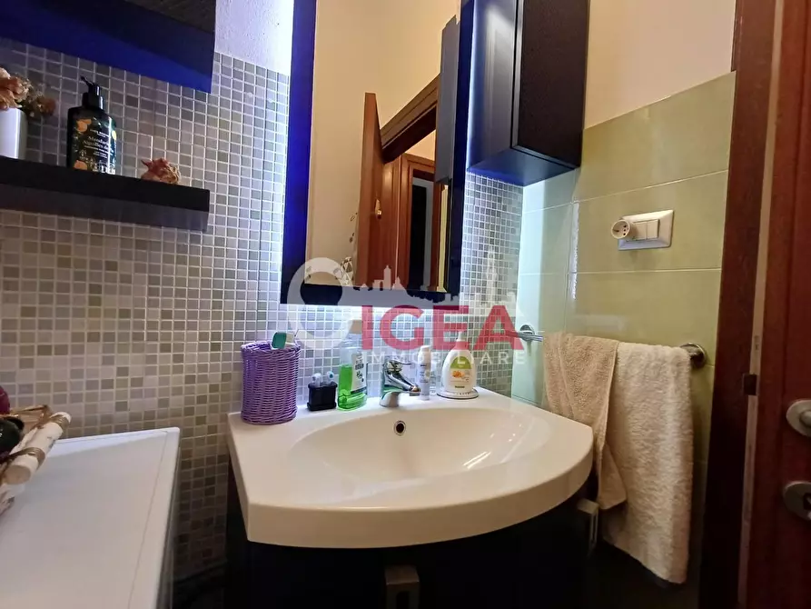 Immagine 21 di Appartamento in vendita  a Siena