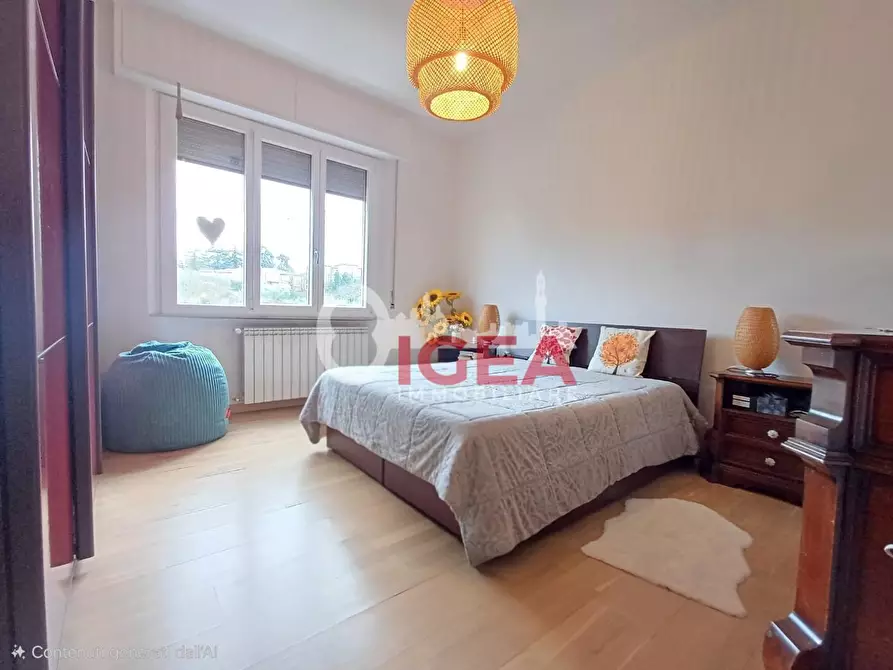 Immagine 28 di Appartamento in vendita  a Siena