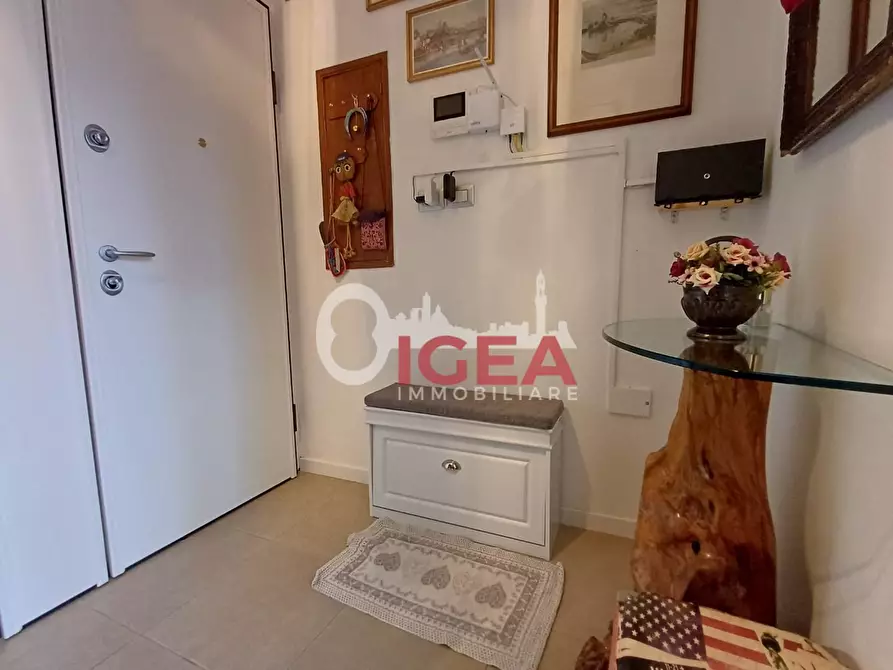 Immagine 4 di Appartamento in vendita  a Siena