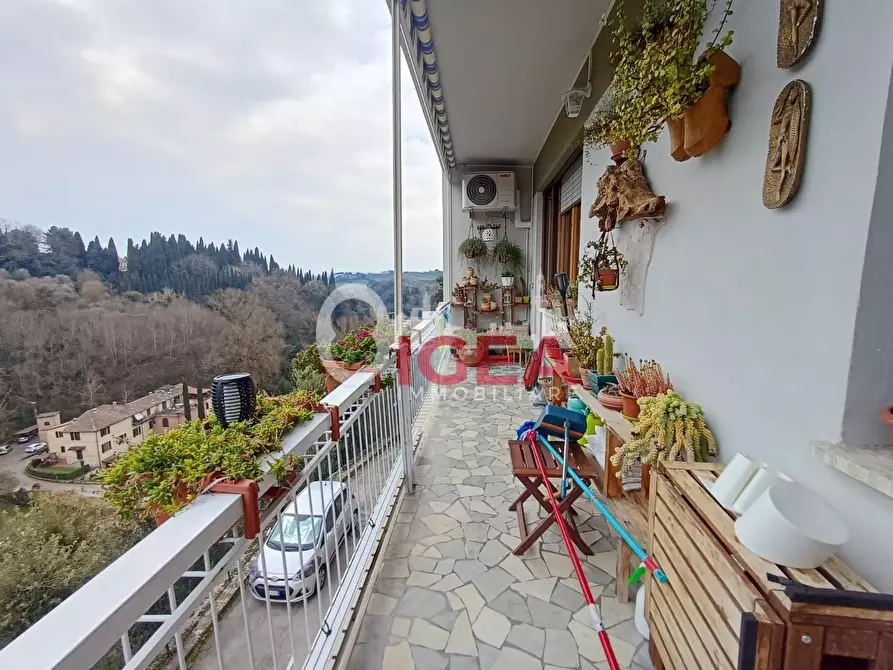 Immagine 10 di Appartamento in vendita  a Siena