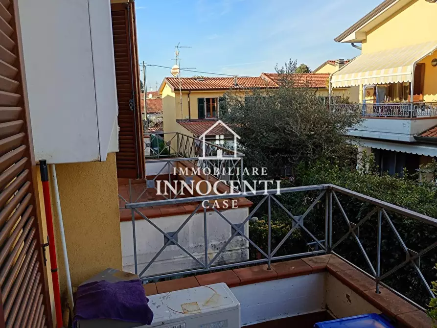 Immagine 6 di Appartamento in vendita  a Massa