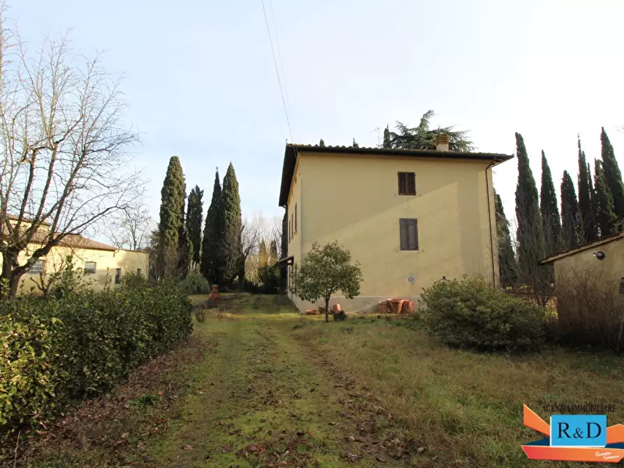 Immagine 3 di Villa in vendita  a Colle Di Val D'elsa
