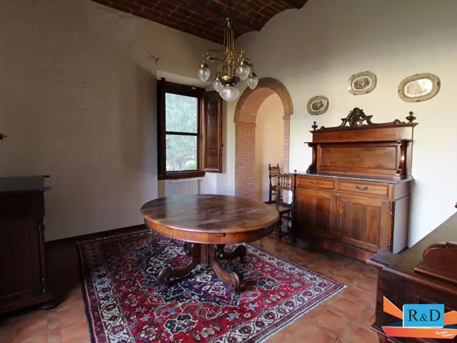Immagine 13 di Villa in vendita  a Colle Di Val D'elsa